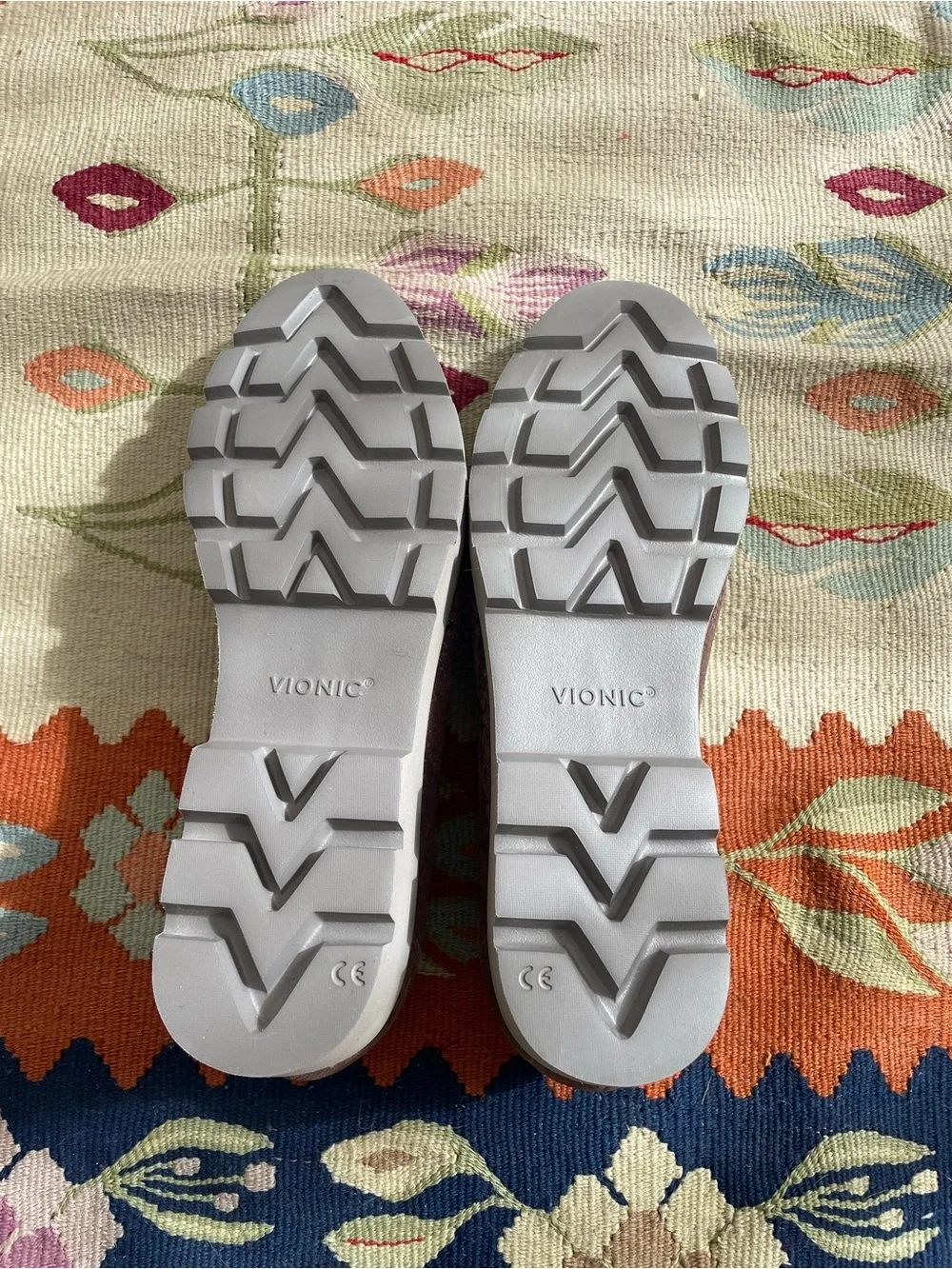 Vionic kensley slip